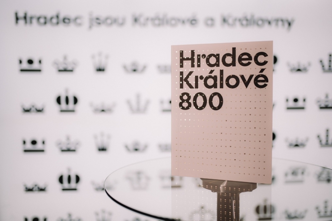 Kniha Hradec Králové 800
